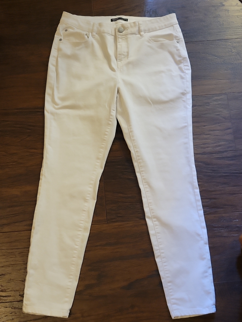 Simply Vera Vera Wang White Skinny Jeans Size10